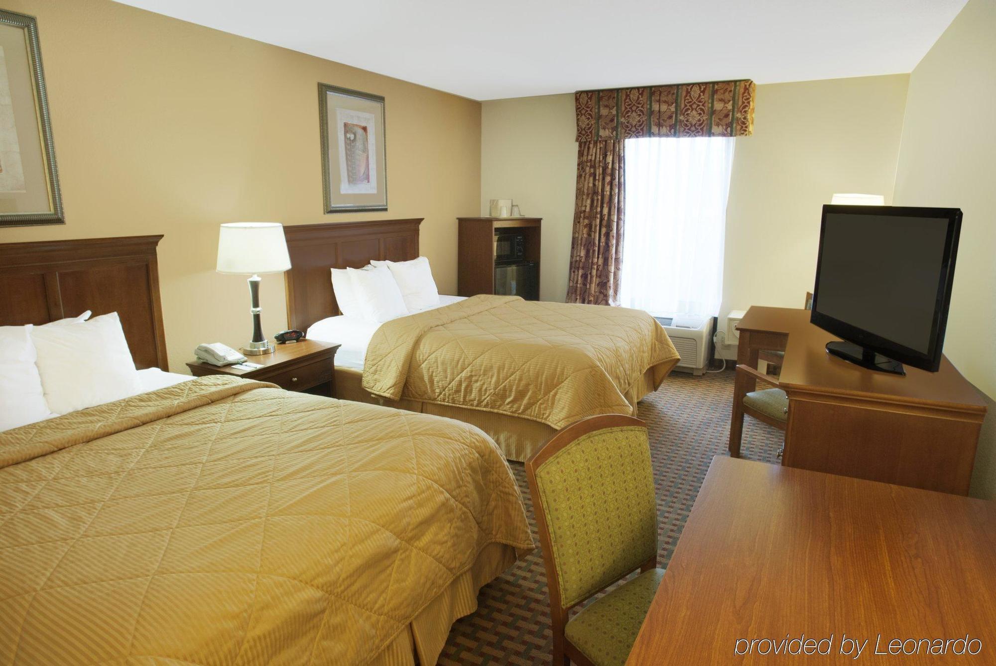 Quality Inn & Suites Dawsonville Oda fotoğraf